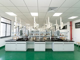 崇真楼B2-405-1容量分析实训室2